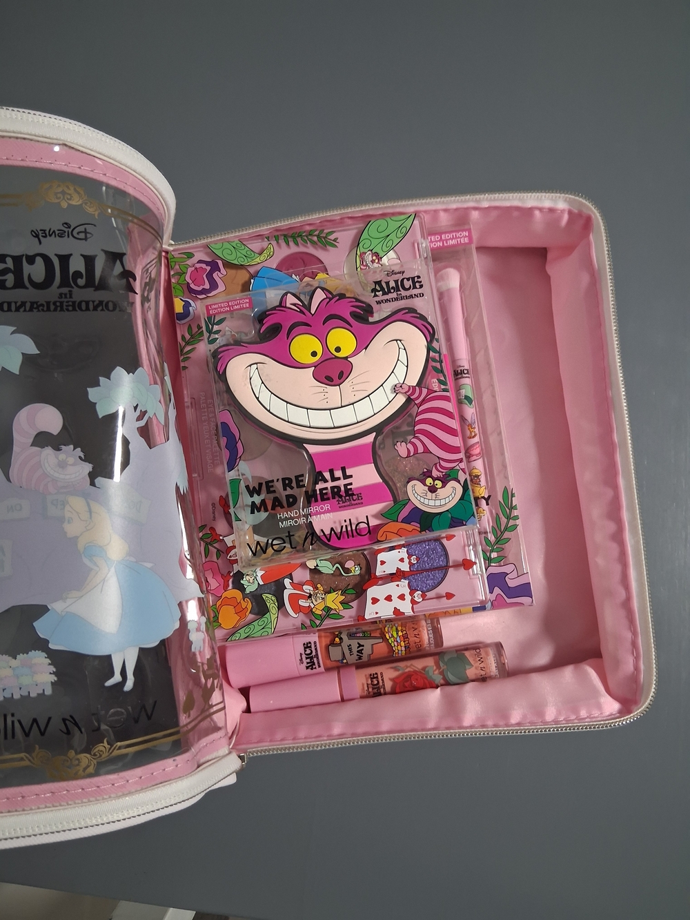 Wet n Wild Alice in Wonderland Bundle - Picture 16 of 16